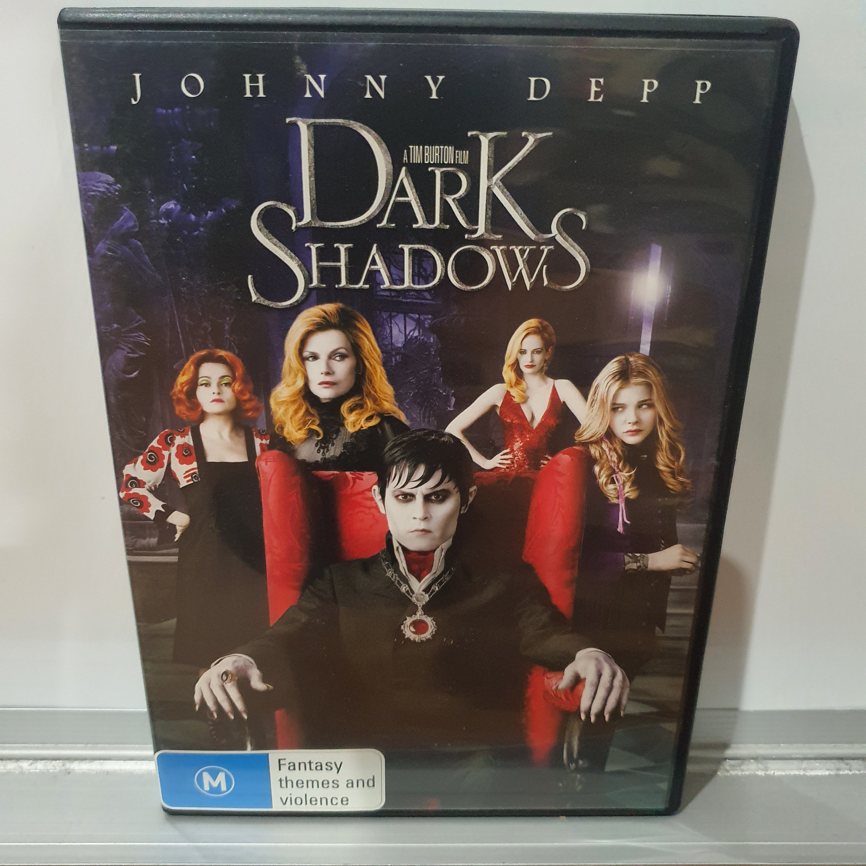 DARK SHADOWS