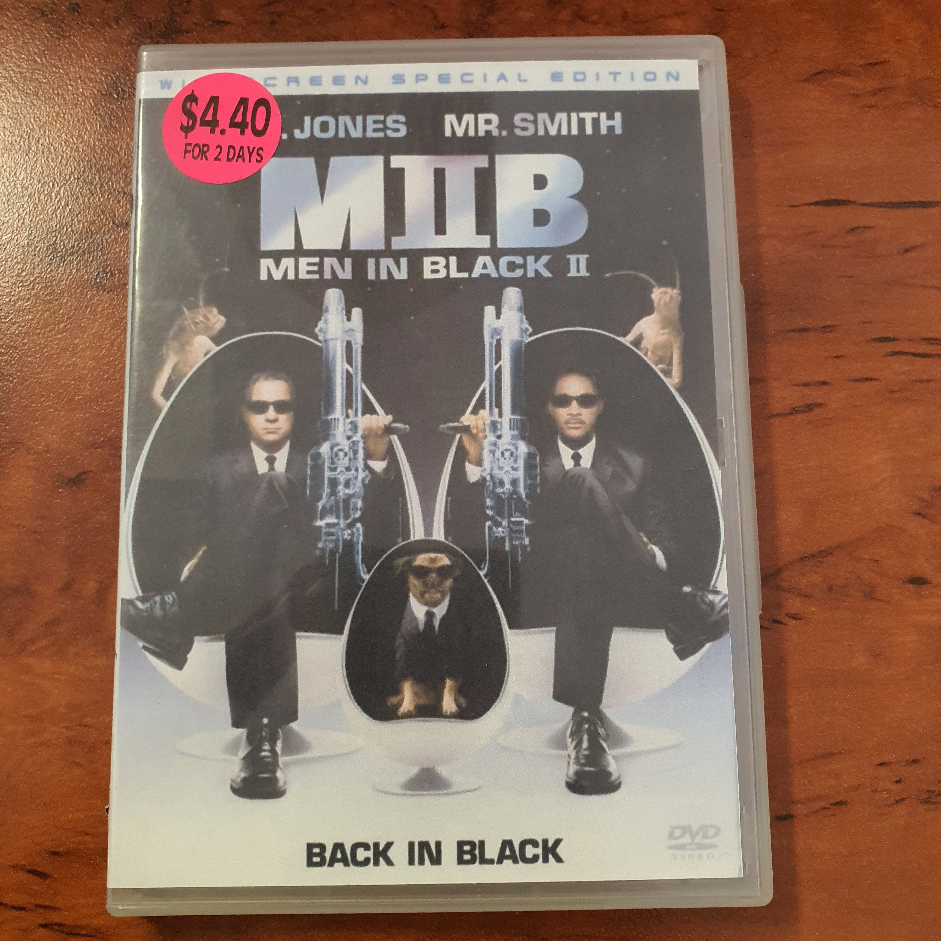 MEN IN BLACK 2